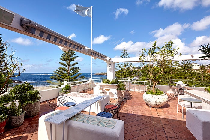                             Genie&#xDF;en Sie das unvergleichliche K&#xFC;stenwetter Australiens im Coogee Pavilion Rooftop